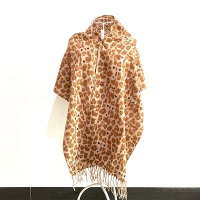 1.99usd Winter Acrylic Fibres Leopard Printing  Long  Scarf  Fashion Wool Weaving Shawl for Women