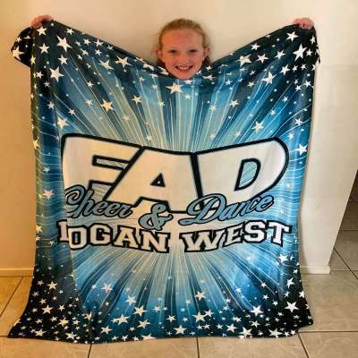 Fast Delivery Sublimation Custom Logo Cheerleading Fleece Blanket